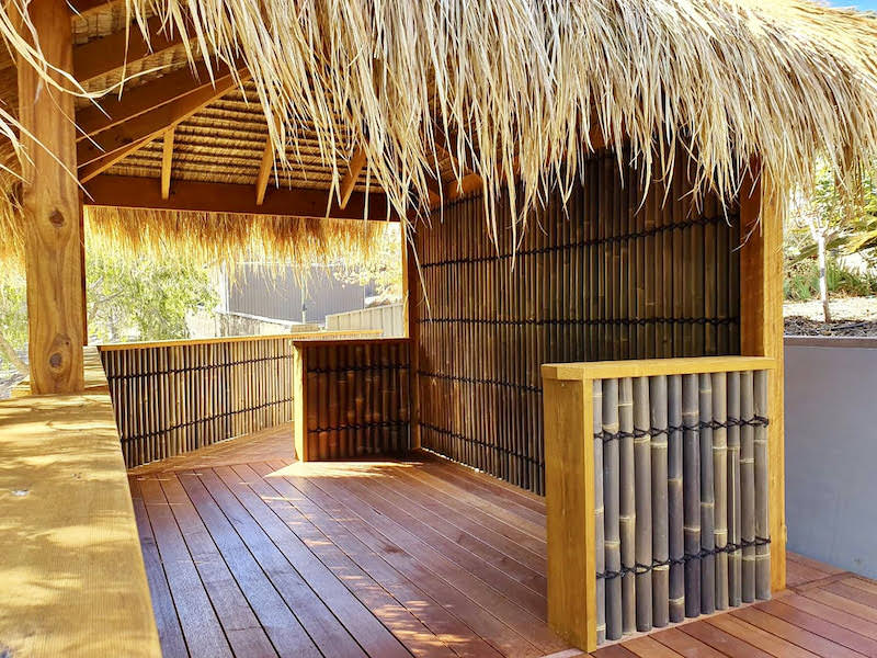 bamboo-balustrading-bar-bali-hut